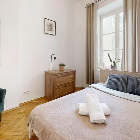 Flowers Flat In The Tenement