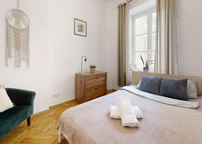 Flowers Flat In The Tenement