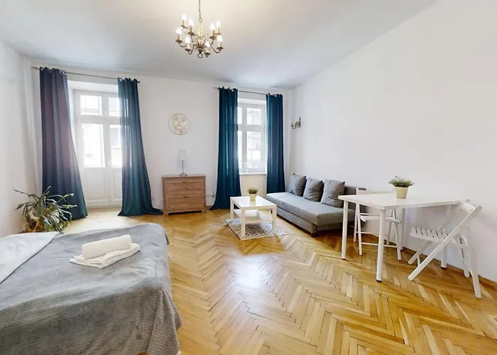 Apartament Flowers Flat In The Tenement Warszawa